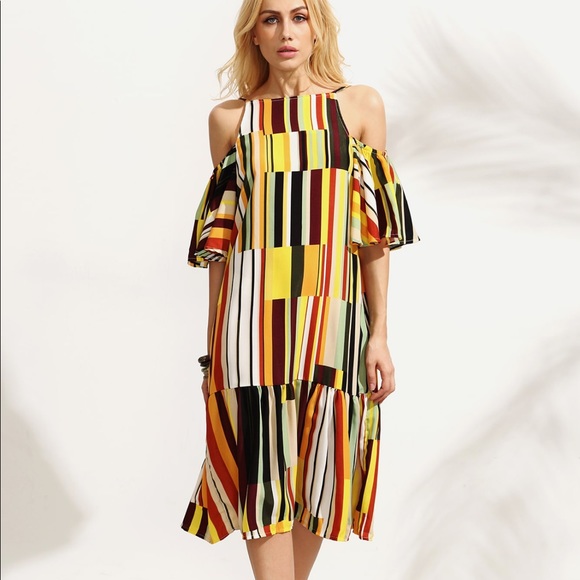 Stripe print ruffled midi dress - Picture 3 of 3